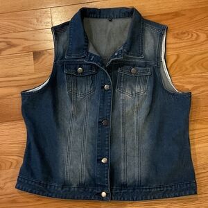 Denim Sleeveless Vest Jean biker bohemian cottagecore vintage 70s retro